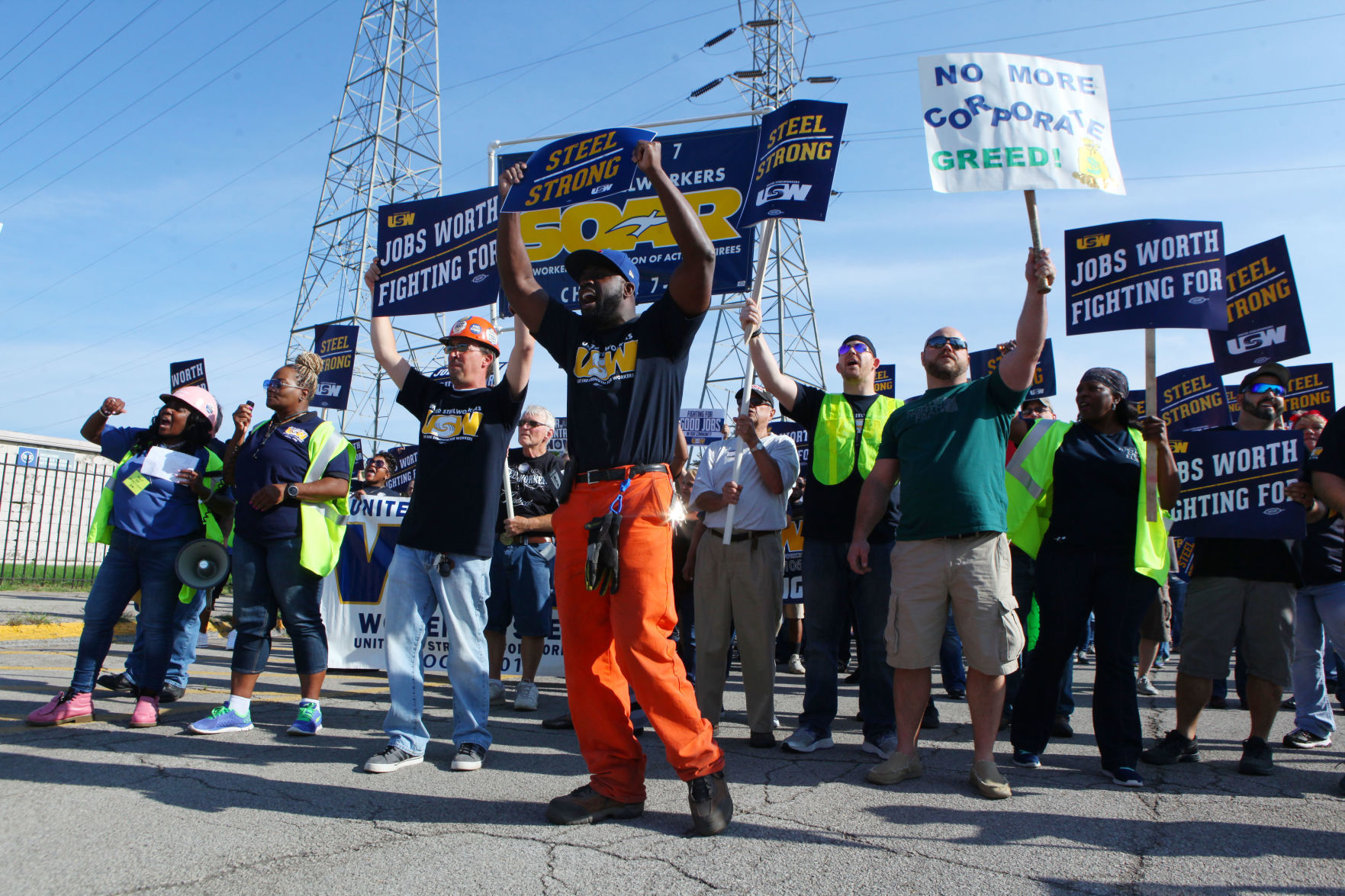 Steelworkers rally in Gary